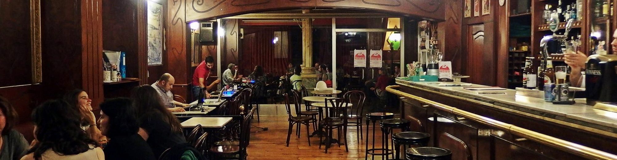 Café de Catro a Catro